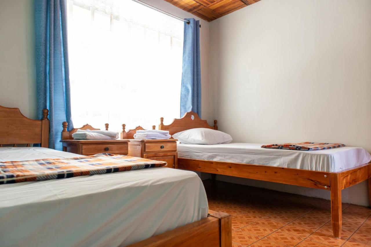 Hostel Bouganvilia Bed And Breakfast San Ramón Kültér fotó